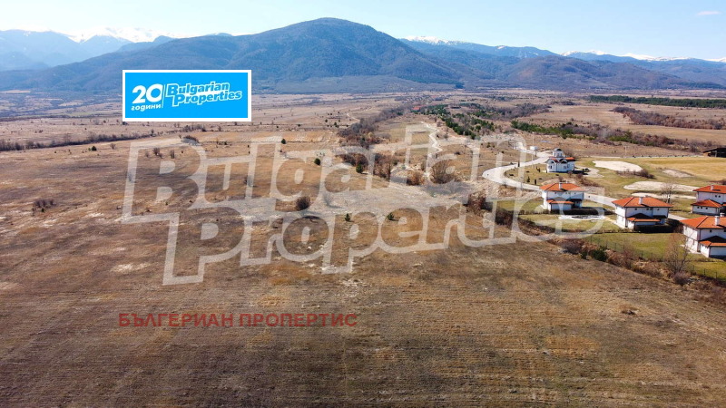 Продава ПАРЦЕЛ в област София, гр. Долна баня - 17506 кв.м / 351 200 € » 686 887.50 лв., БЪЛГЕРИАН ПРОПЕРТИС