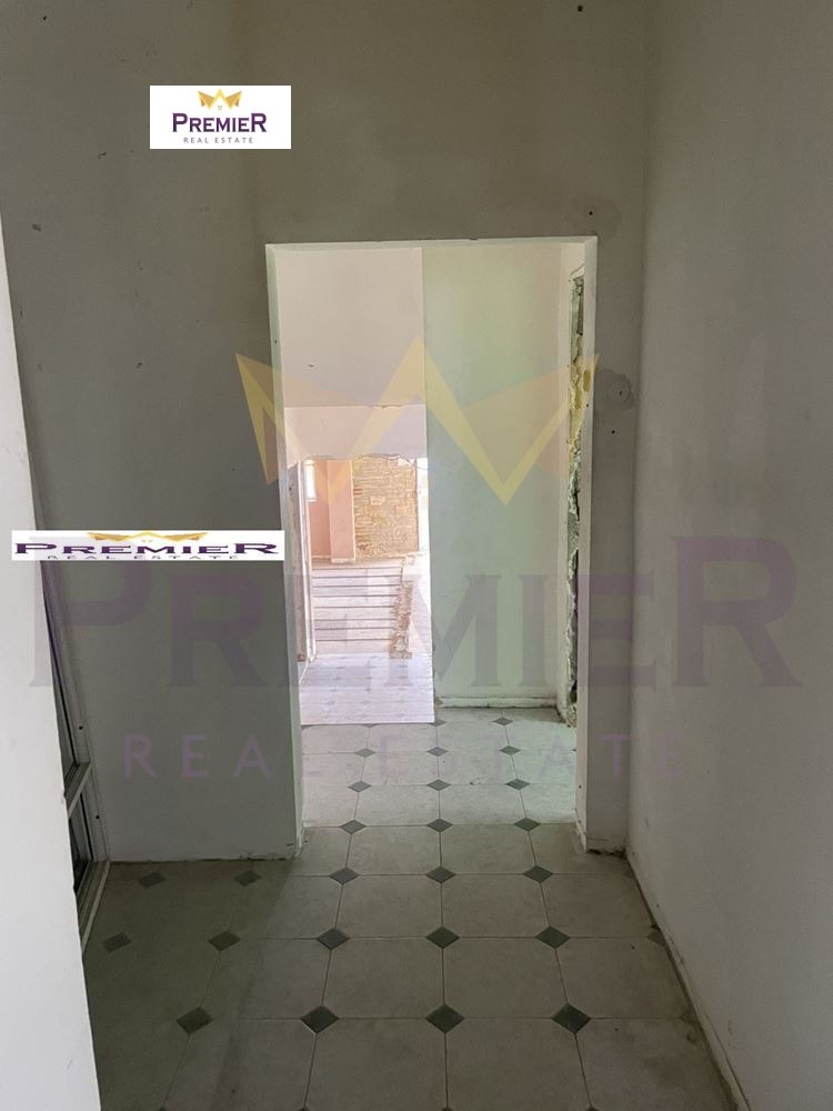 Продава МНОГОСТАЕН, гр. Варна, Бриз, снимка 3 - Апартаменти - 54449498