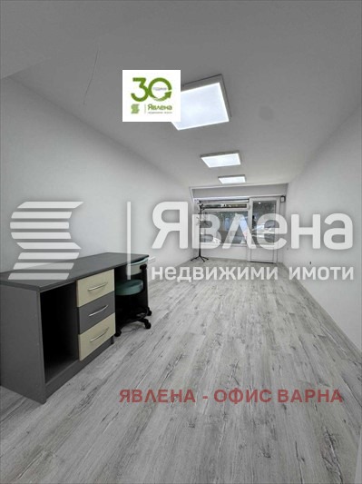 Продава ОФИС, гр. Варна, Колхозен пазар, снимка 3 - Офиси - 53701458