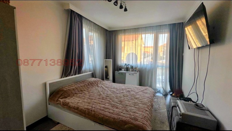 Продава ЕТАЖ ОТ КЪЩА, гр. София, област София-град, снимка 13 - Етаж от къща - 53527545