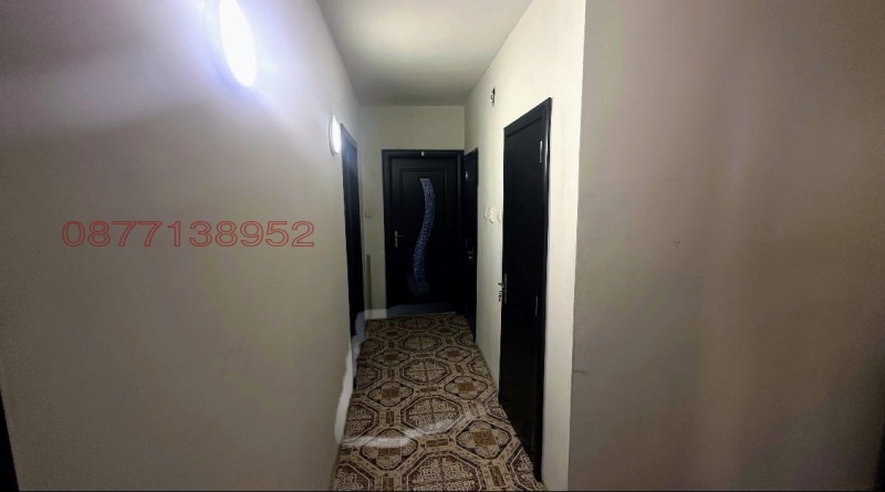 Продава ЕТАЖ ОТ КЪЩА, гр. София, област София-град, снимка 6 - Етаж от къща - 53527545