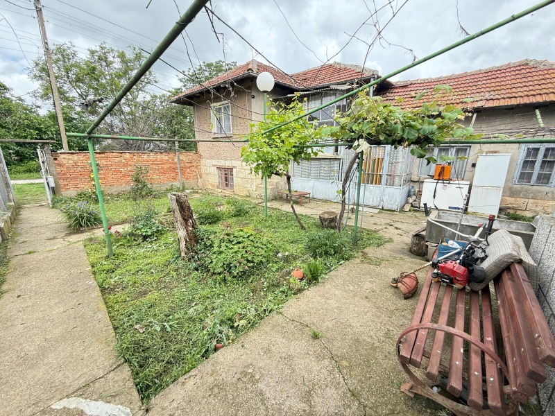 Till salu  Hus region Ruse , Ekzarh Iosif , 85 kvm | 50590731 - bild [2]