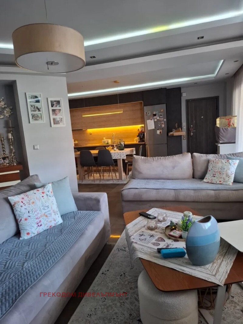 Продава 4-СТАЕН, Извън страната, област Извън страната, снимка 3 - Апартаменти - 51259156