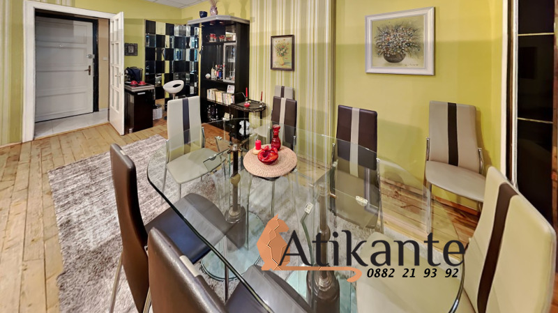 Te koop  3 slaapkamers Sofia , Tsentar , 130 m² | 75447920