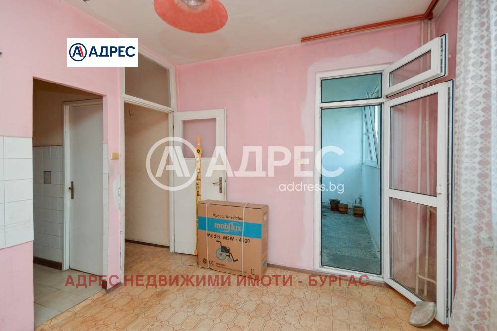 Продава 3-СТАЕН, гр. Бургас, Изгрев, снимка 13 - Апартаменти - 54029575