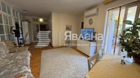 Продава 3-стаен град Варна к.к. Св.Св. Константин и Елена - [1] 