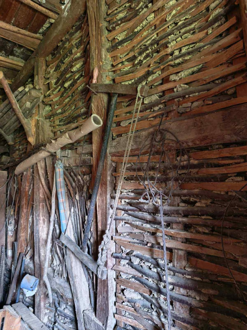 Продава КЪЩА, с. Орешак, област Ловеч, снимка 13 - Къщи - 52864828