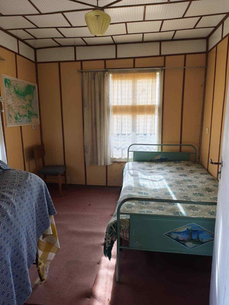 Продава КЪЩА, с. Орешак, област Ловеч, снимка 10 - Къщи - 52864828