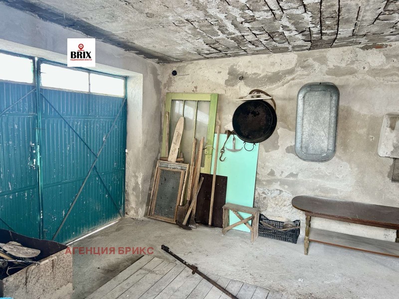 Продава КЪЩА, с. Мечка, област Русе, снимка 16 - Къщи - 53188699