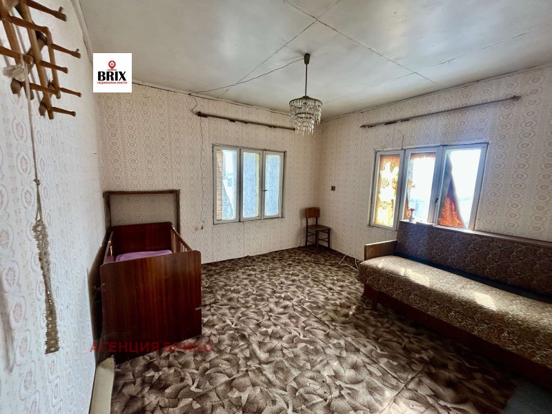 Продава КЪЩА, с. Мечка, област Русе, снимка 13 - Къщи - 53188699