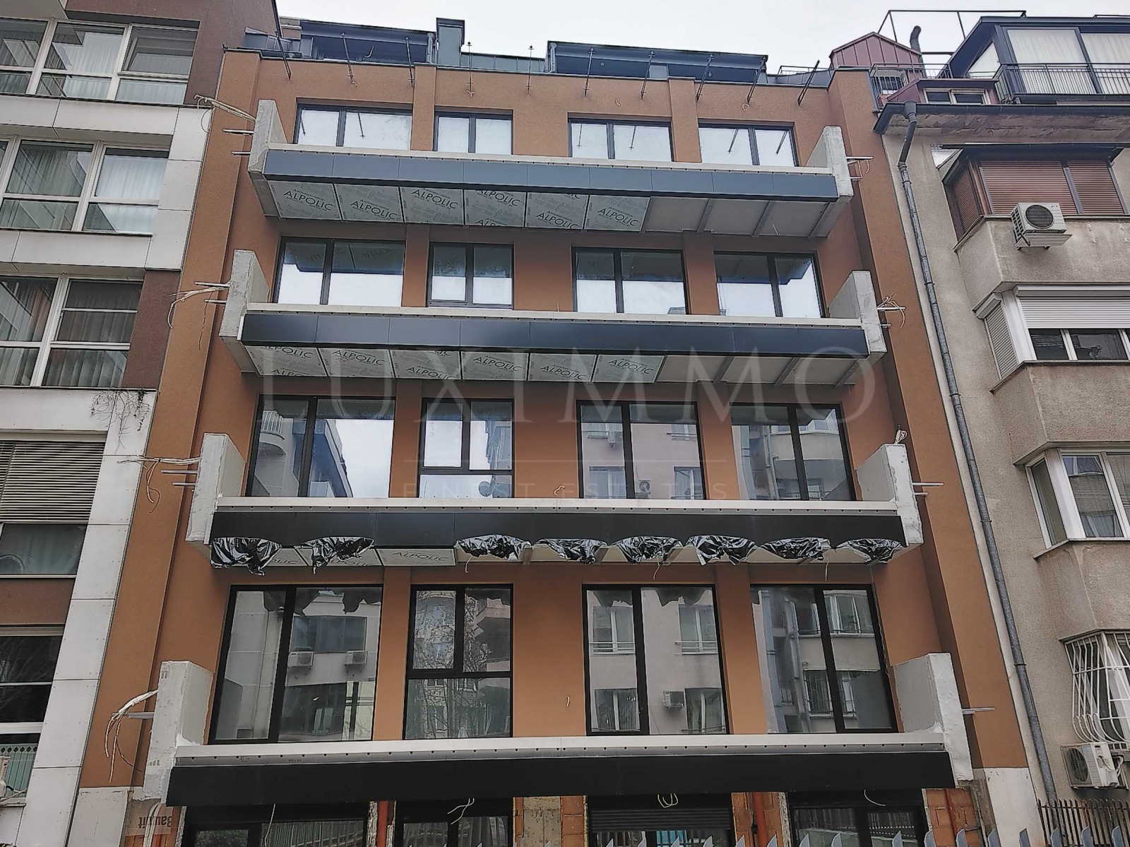Продава 3-СТАЕН, гр. София, Оборище, снимка 2 - Апартаменти - 51499439