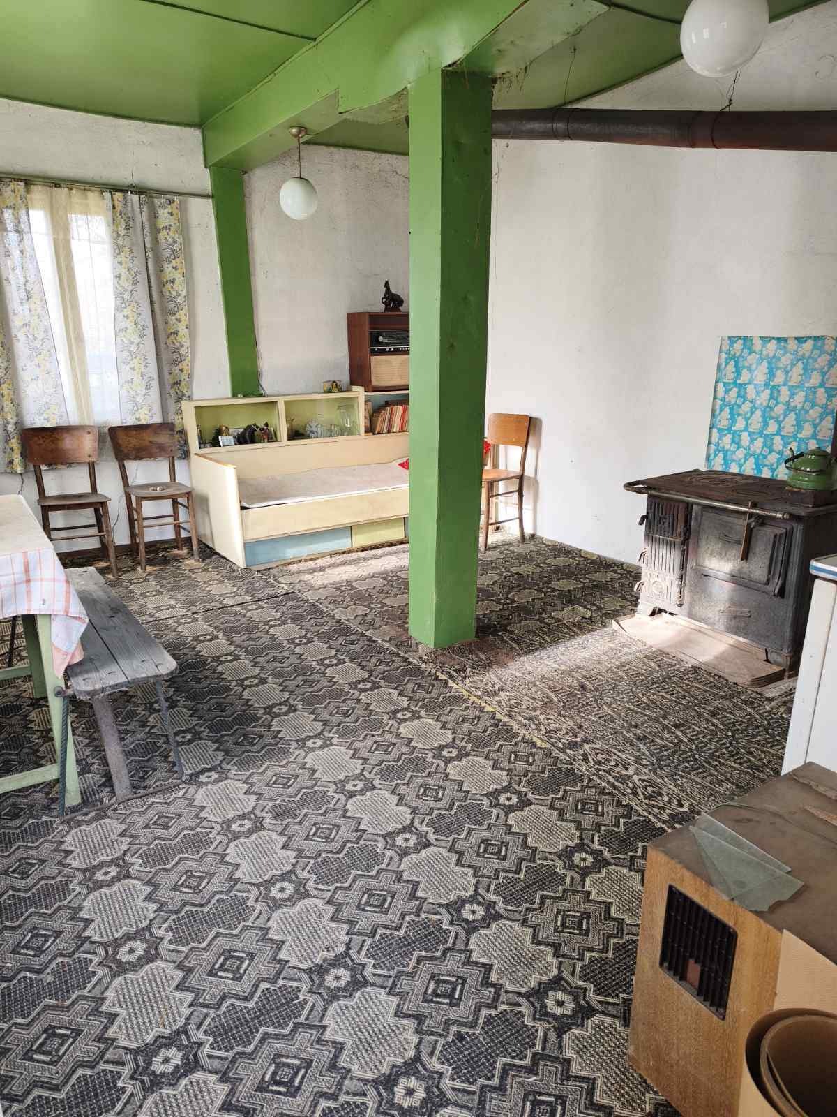 Продава КЪЩА, с. Орешак, област Ловеч, снимка 2 - Къщи - 53301447