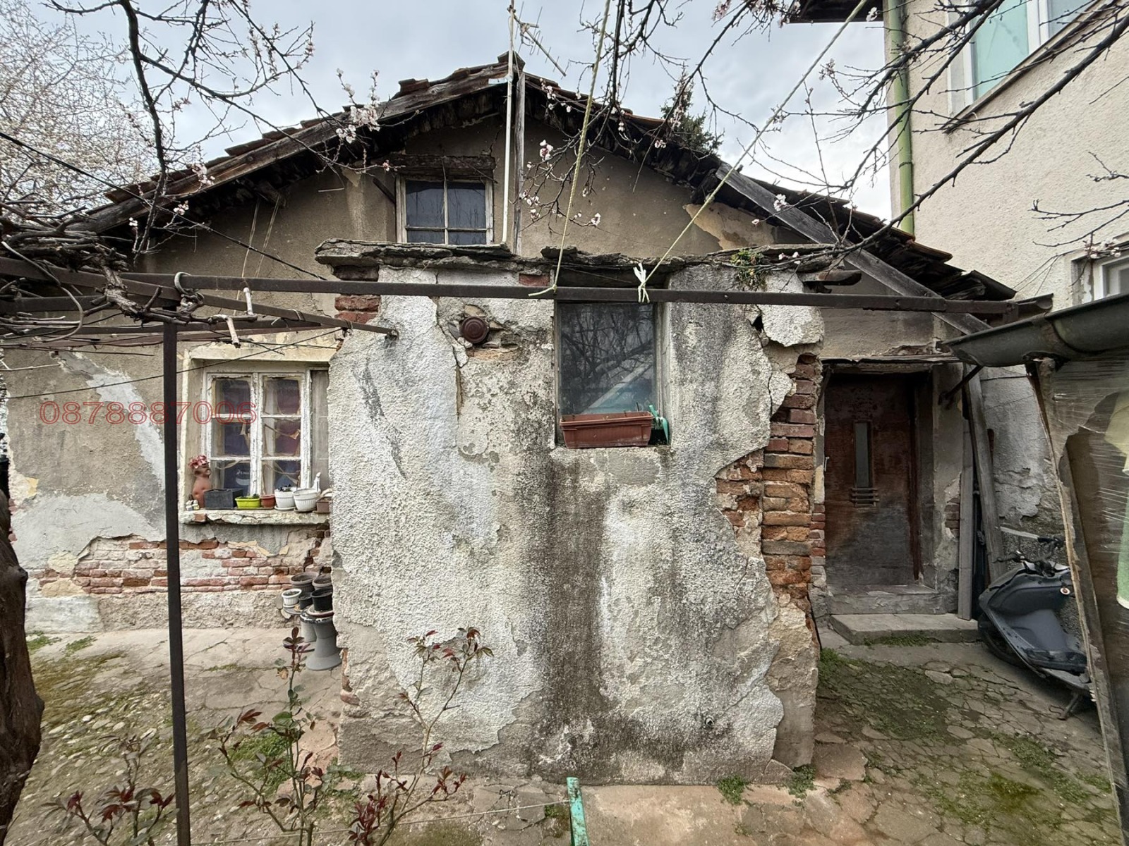 Продава КЪЩА, гр. София, Левски В, снимка 6 - Къщи - 54016340