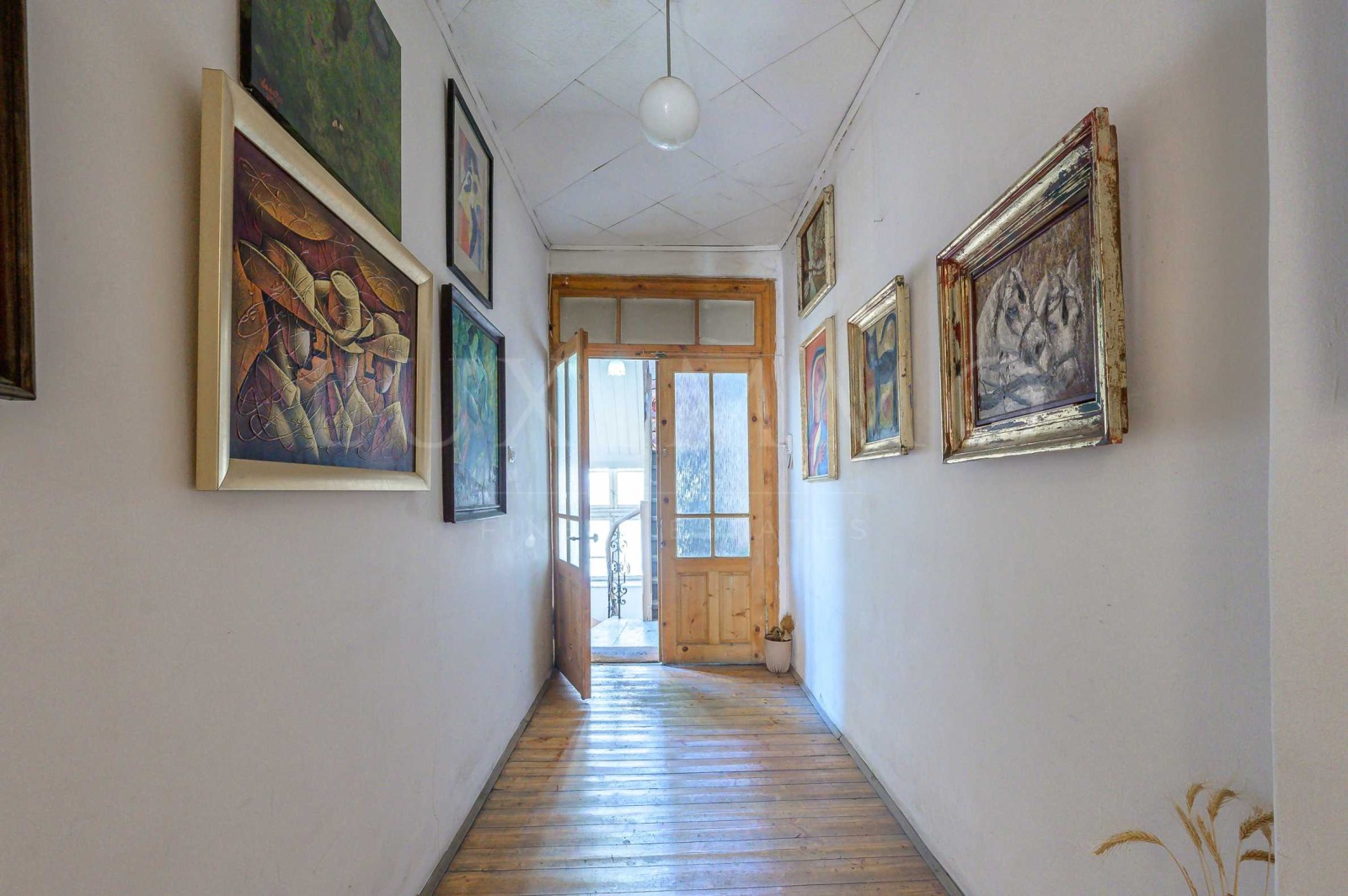 Продава КЪЩА, гр. София, Център, снимка 17 - Къщи - 54201561