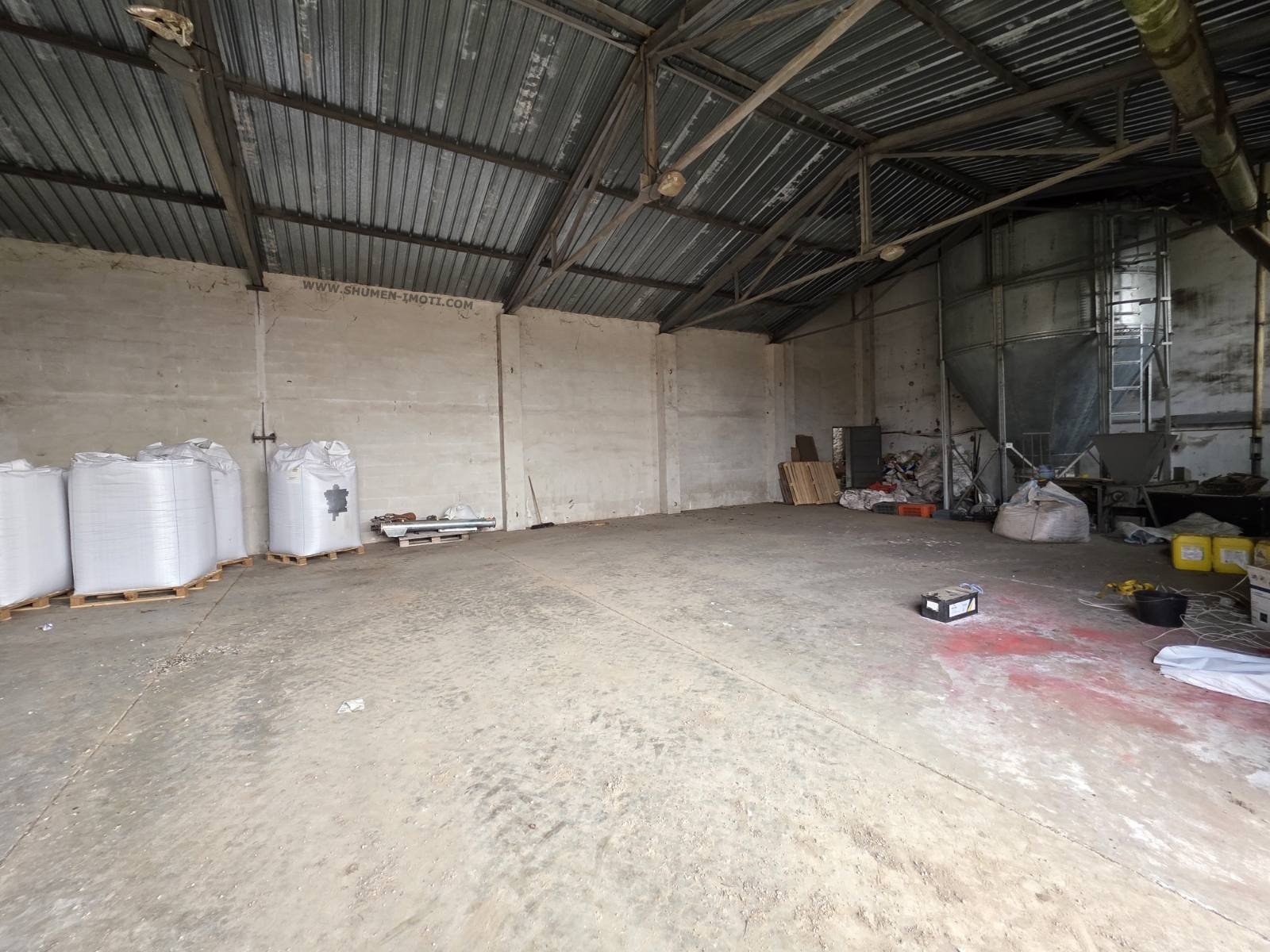 Продава ПРОМ. ПОМЕЩЕНИЕ, с. Златна нива, област Шумен, снимка 10 - Производствени сгради - 53741490