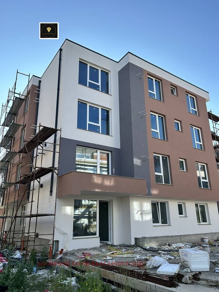In vendita  1 camera da letto Plovdiv , Hristo Smirnenski , 84 mq | 39709275