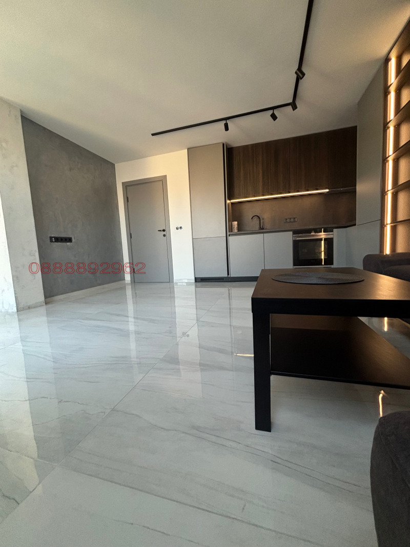 Продава 3-СТАЕН, гр. София, Център, снимка 3 - Апартаменти - 53185072