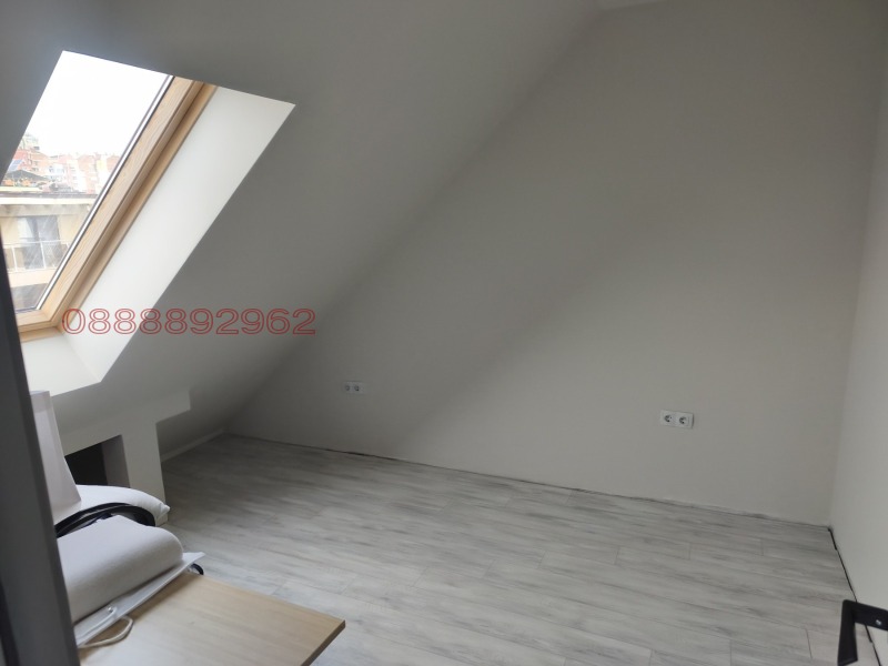 Продава 4-СТАЕН, гр. София, Център, снимка 8 - Апартаменти - 52902022