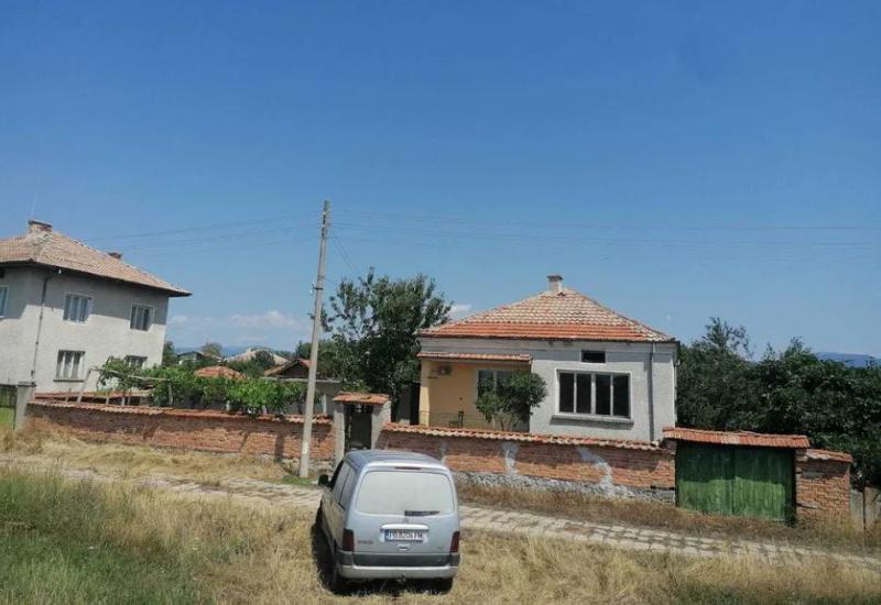 Продава КЪЩА, с. Беловица, област Пловдив, снимка 1 - Къщи - 46091776