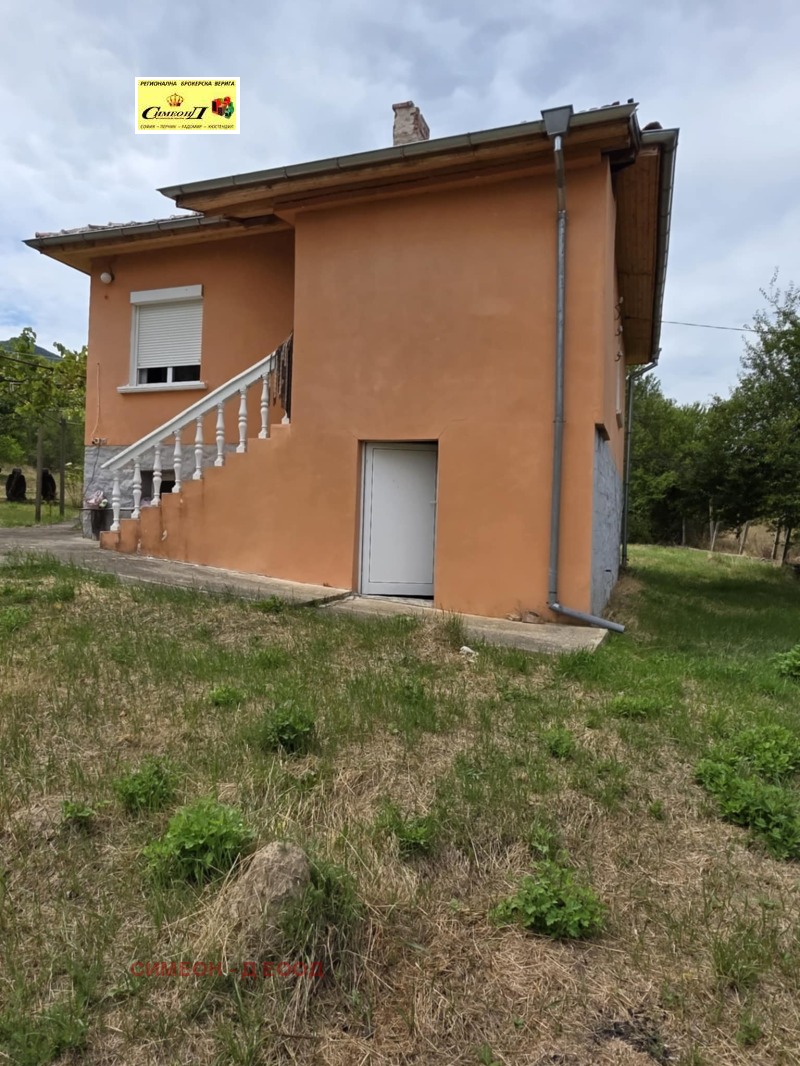 Продава  Къща град Кюстендил , Запад , 200 кв.м | 39547400 - изображение [4]