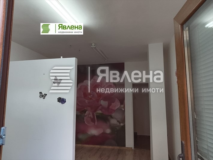 Продава МАГАЗИН, гр. Бургас, Център, снимка 10 - Магазини - 54611102