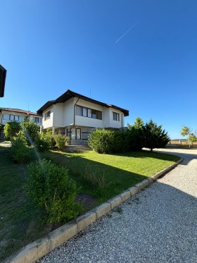 Casa Rogachevo, región Dóbrich 1