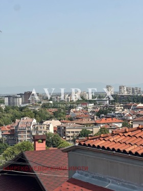 Casa Mladezhki Jalm, Plovdiv 15