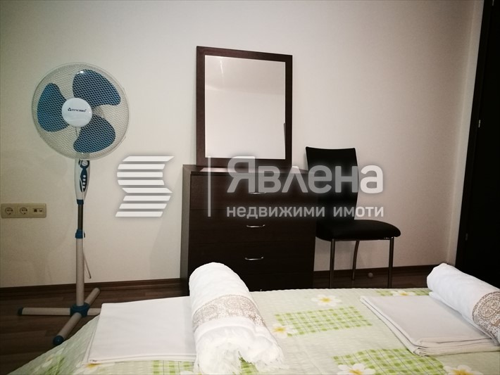Na sprzedaż  1 sypialnia region Warny , Priselci , 60 mkw | 10665112 - obraz [7]