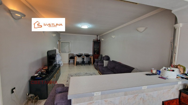 Продава  3-стаен град София , Надежда 4 , 72 кв.м | 57708721
