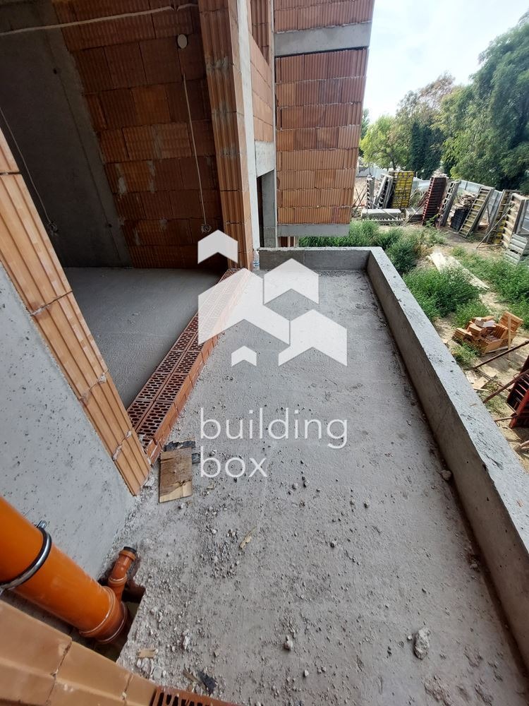 En venta  3 dormitorios Plovdiv , Mladezhki Jalm , 151 metros cuadrados | 41494875 - imagen [9]