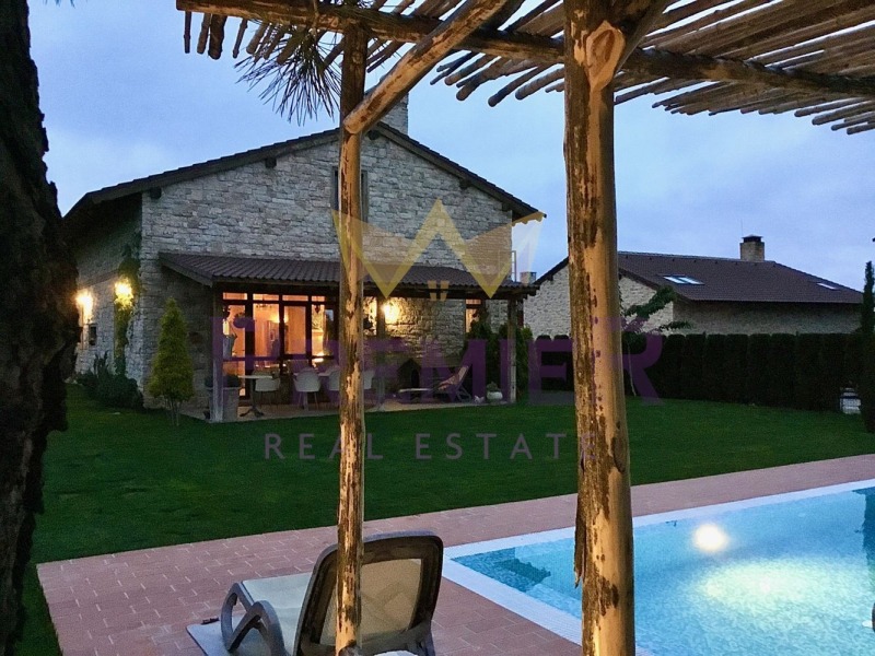 Продава КЪЩА, с. Приселци, област Варна