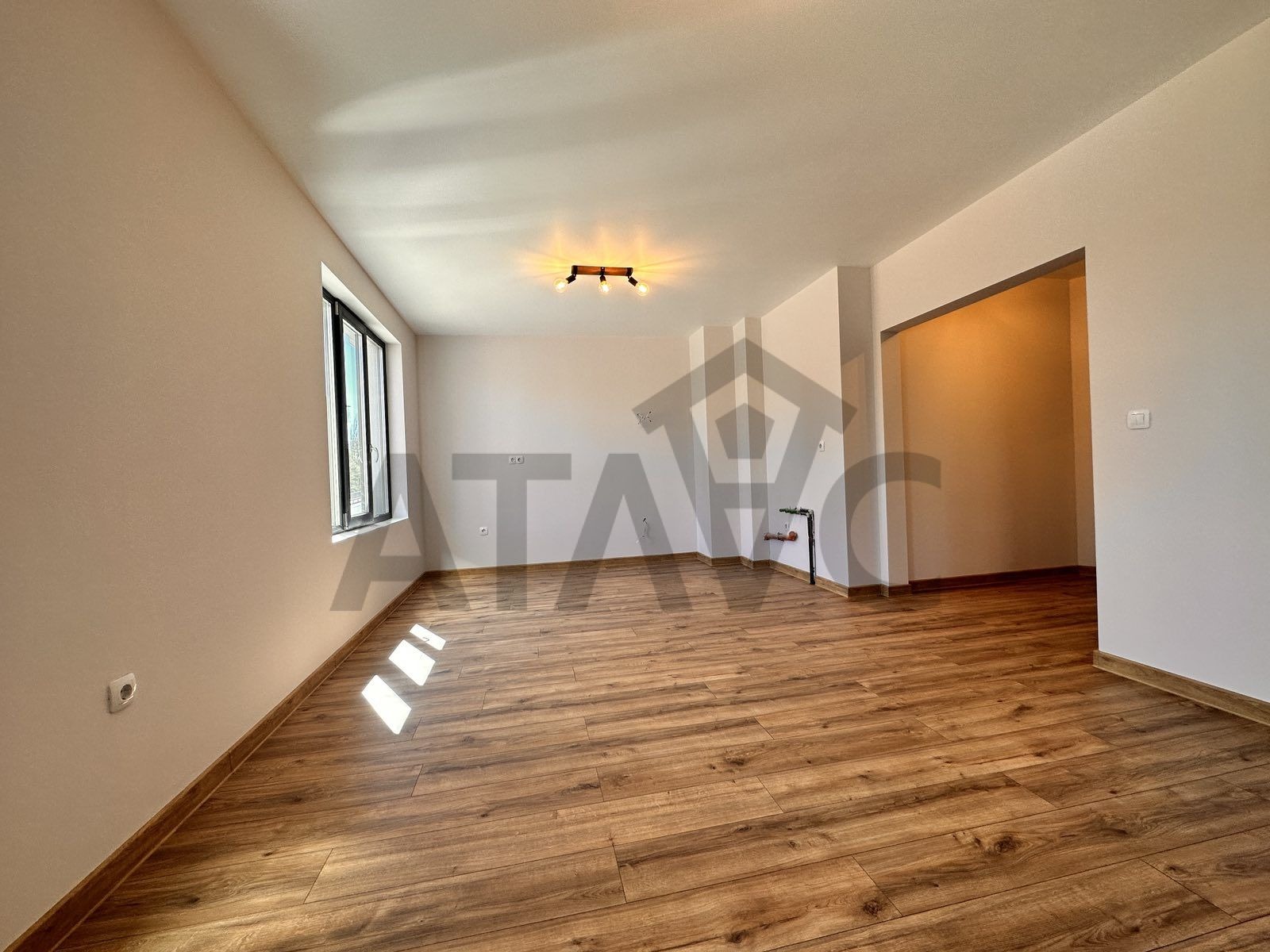 Продава 2-СТАЕН, гр. Пловдив, Кършияка, снимка 2 - Апартаменти - 54199135