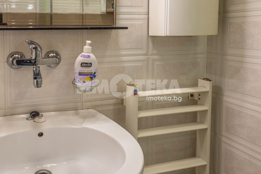 Продава 3-СТАЕН, гр. Варна, Окръжна болница-Генерали, снимка 13 - Апартаменти - 53780938