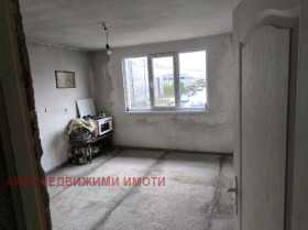 House Mirovyane, Sofia 4