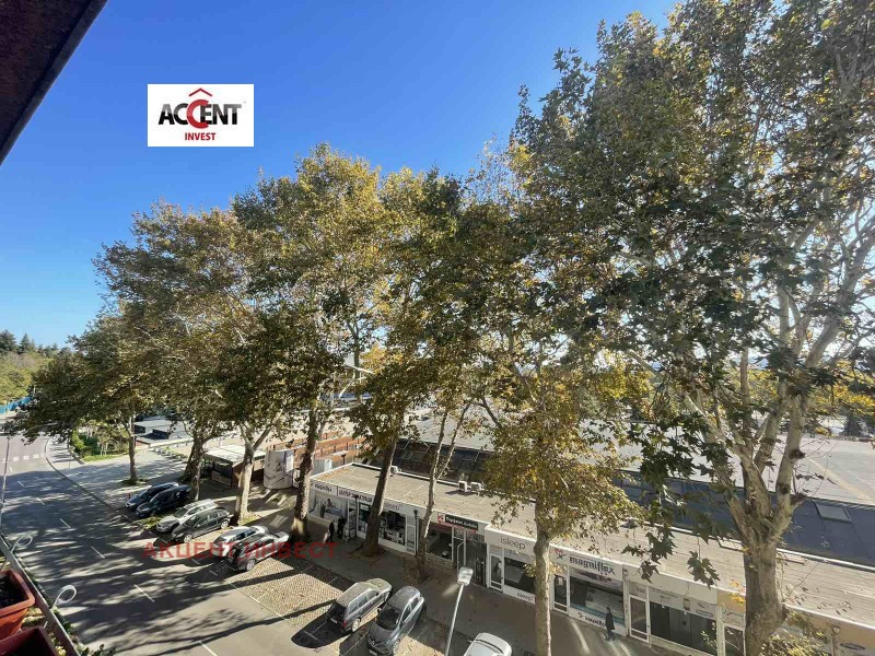 À venda  2 quartos Varna , Sportna zala , 75 m² | 62653138