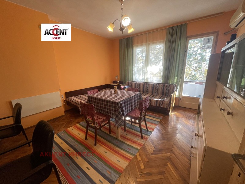 À venda  2 quartos Varna , Sportna zala , 75 m² | 62653138 - imagem [2]