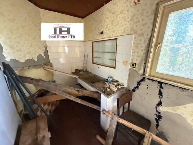 Продава КЪЩА, гр. Бяла черква, област Велико Търново, снимка 8 - Къщи - 54650353