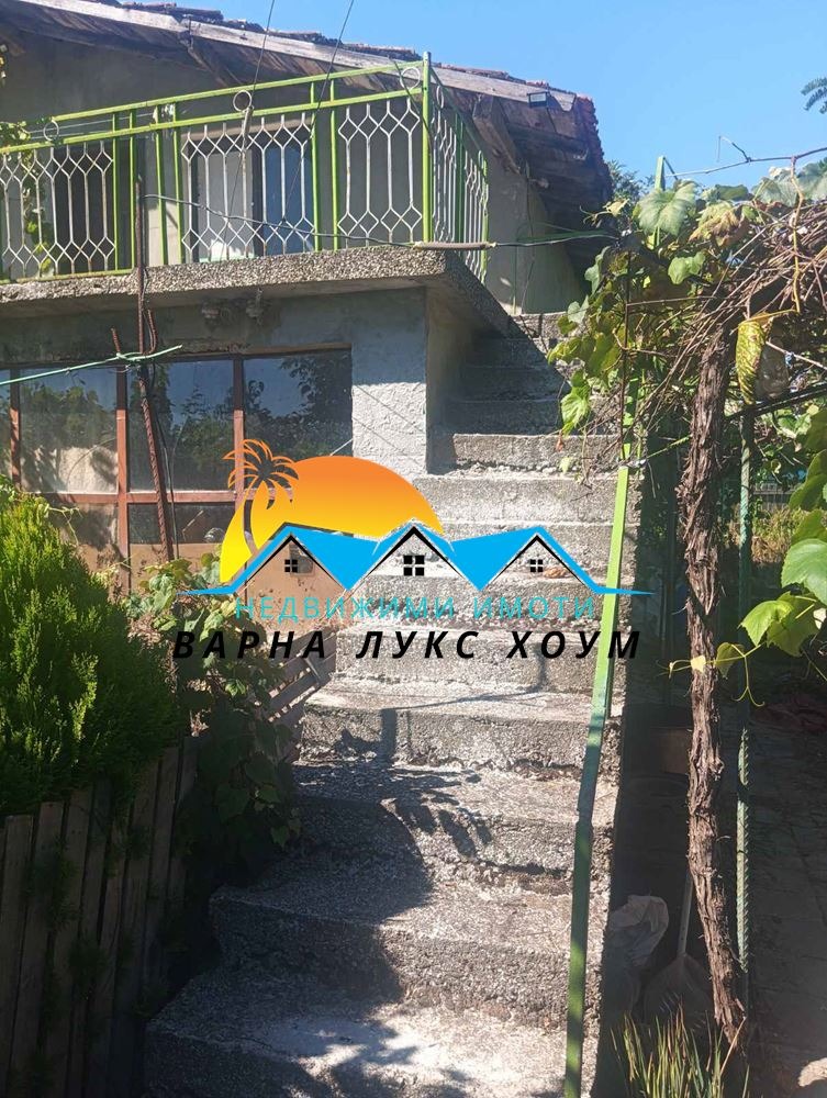 Продава КЪЩА, с. Китка, област Варна, снимка 8 - Къщи - 55610243