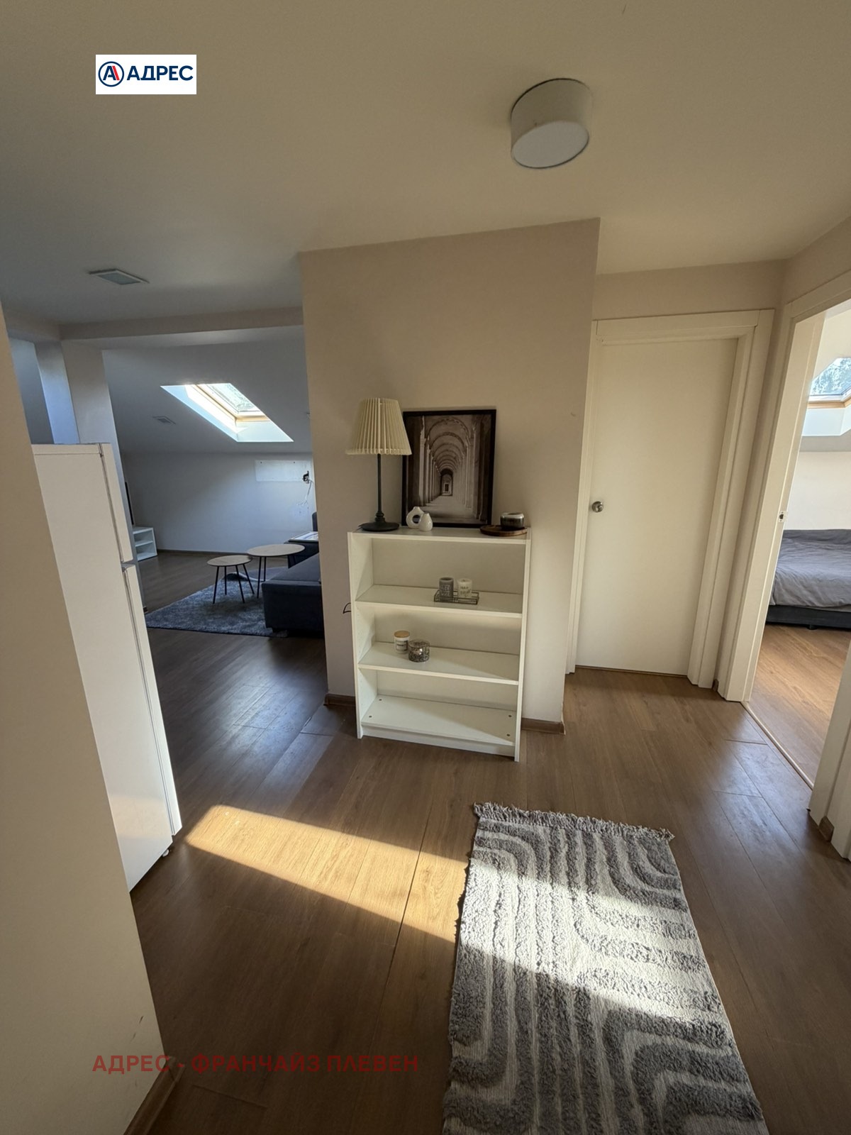 Продава ЕТАЖ ОТ КЪЩА, гр. Плевен, Широк център, снимка 9 - Етаж от къща - 53364748