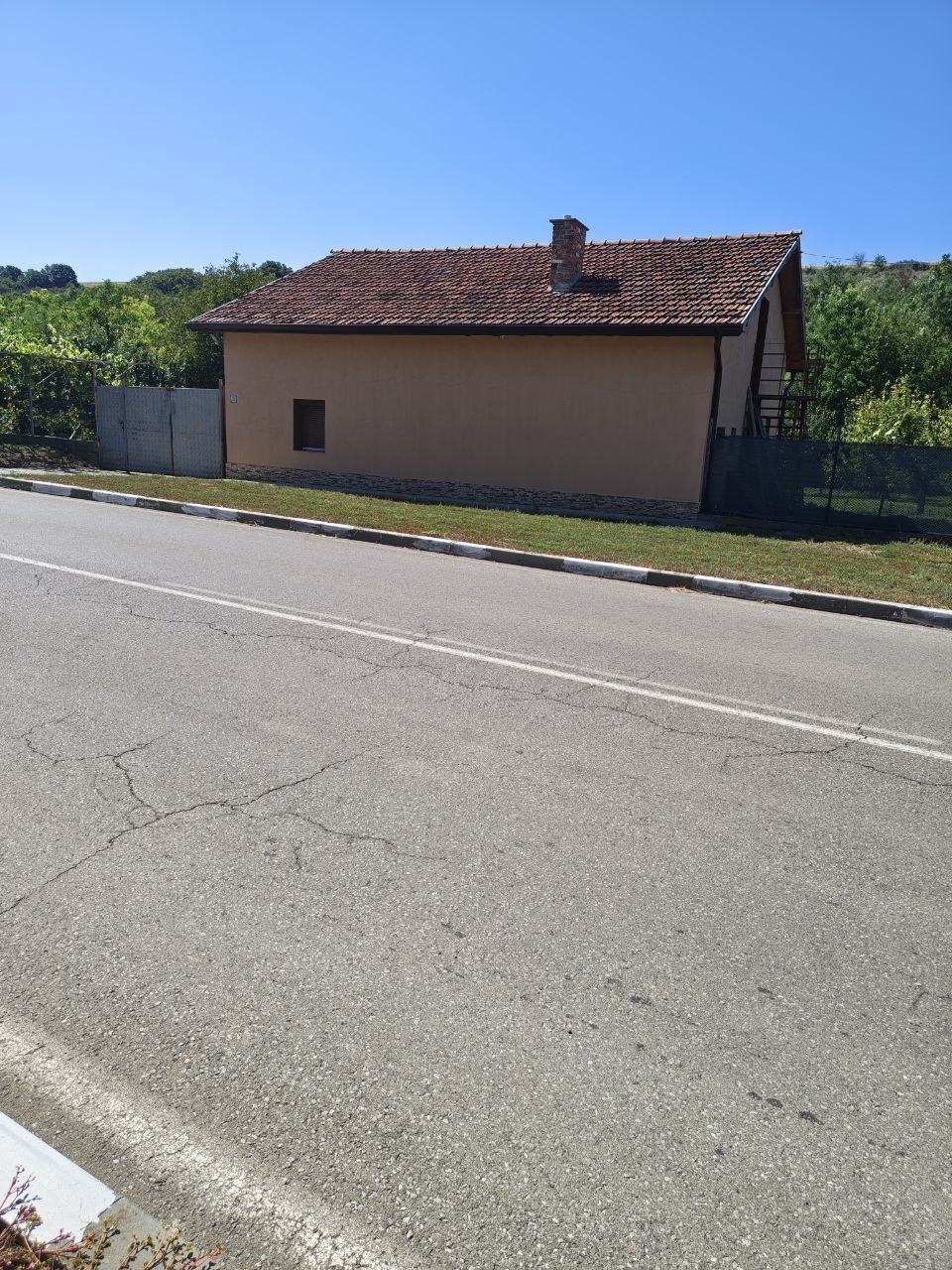 Продава КЪЩА, с. Ореховица, област Плевен, снимка 5 - Къщи - 55705570