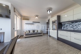 2 quartos m-t Dolna Traka, Varna