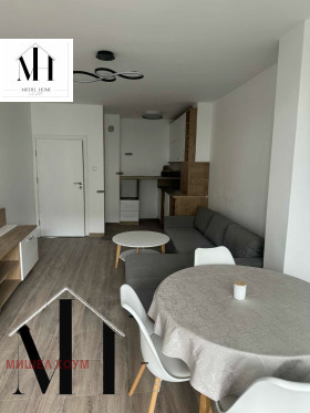 2 chambres Grand Mol, Varna