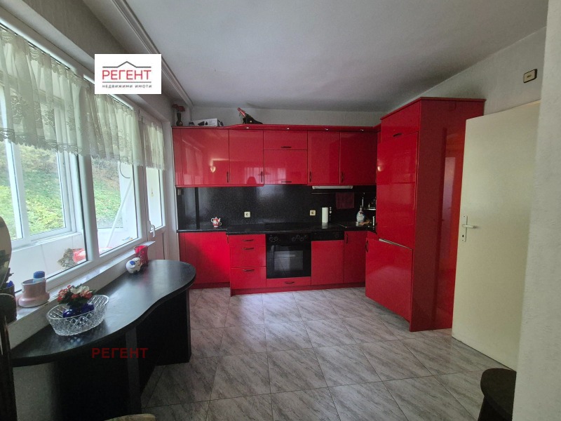 De vânzare  2 dormitoare Gabrovo , Țentâr , 150 mp | 95933413 - imagine [2]
