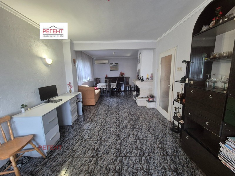 De vânzare  2 dormitoare Gabrovo , Țentâr , 150 mp | 95933413 - imagine [3]