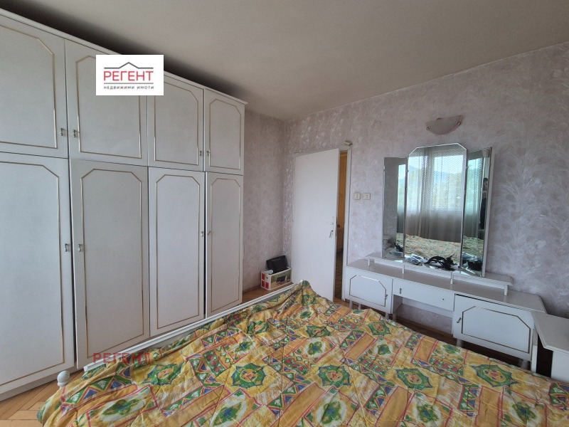 De vânzare  2 dormitoare Gabrovo , Țentâr , 150 mp | 95933413 - imagine [5]