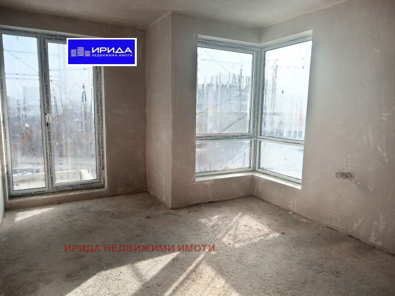 À venda  3 quartos Sofia , Ovtcha kupel 2 , 180 m² | 47855272