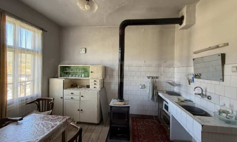 Продава КЪЩА, гр. Елена, област Велико Търново, снимка 8 - Къщи - 52289003