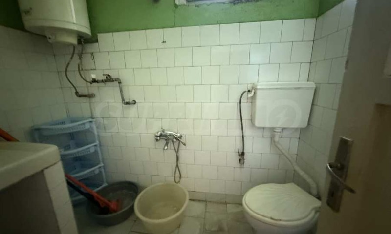 Продава КЪЩА, гр. Елена, област Велико Търново, снимка 12 - Къщи - 52289003