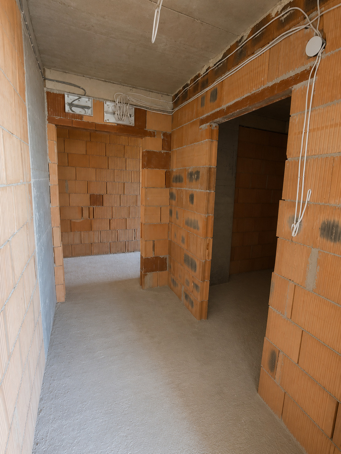 Продава 1-СТАЕН, гр. Варна, Изгрев, снимка 5 - Апартаменти - 55751487