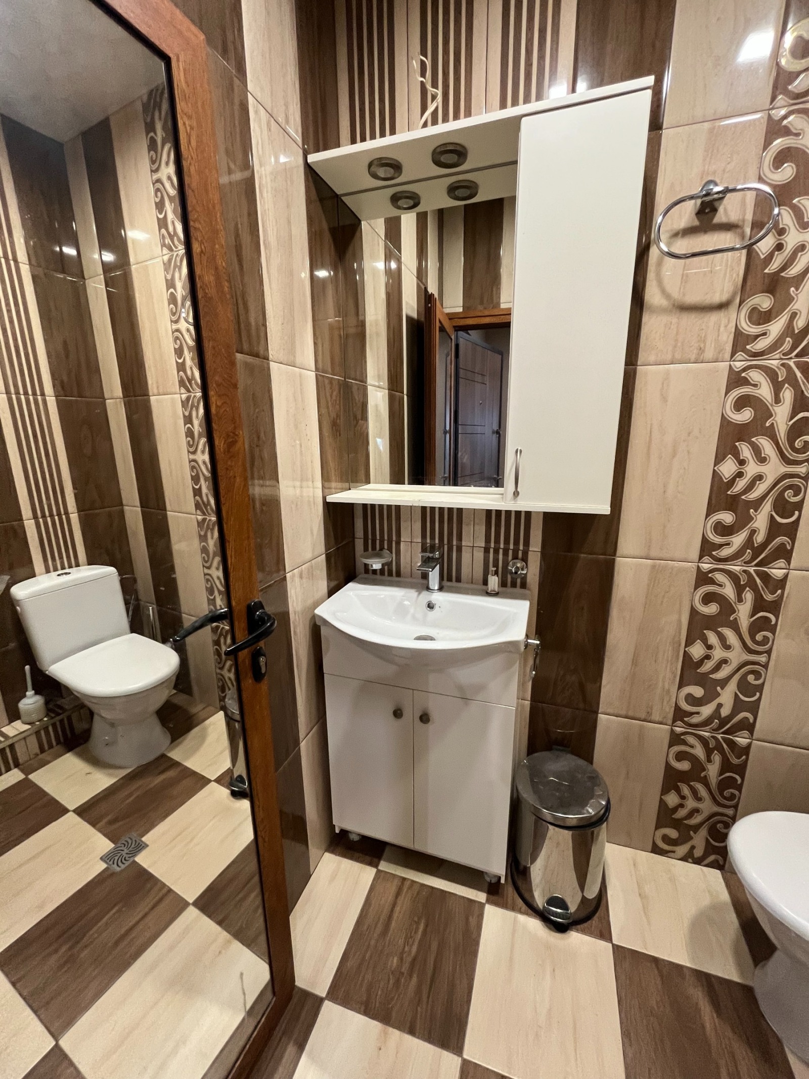 Продава 3-СТАЕН, гр. Казанлък, област Стара Загора, снимка 10 - Апартаменти - 53621228